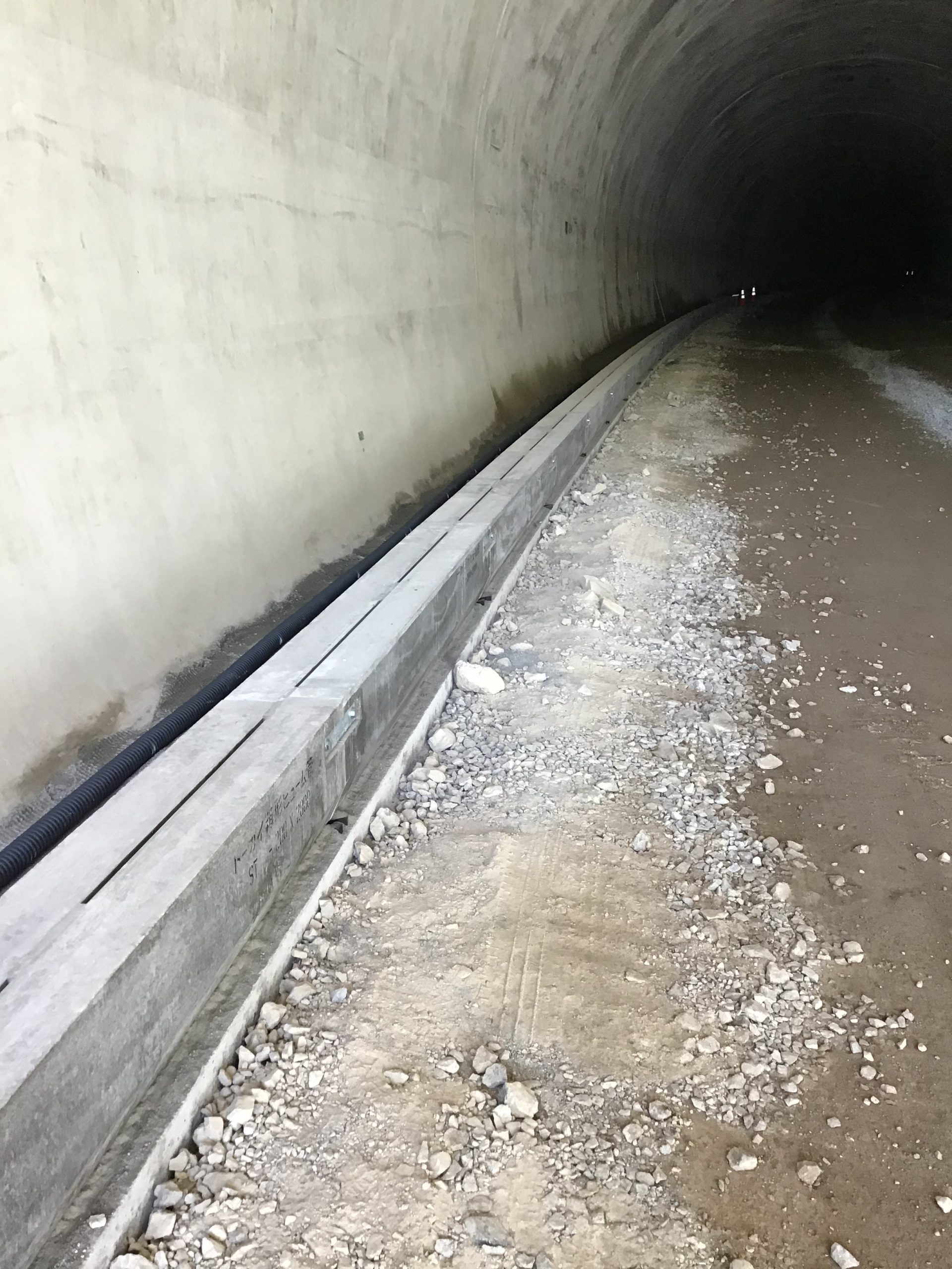 下呂市馬瀬川上地内　川上第2トンネル
